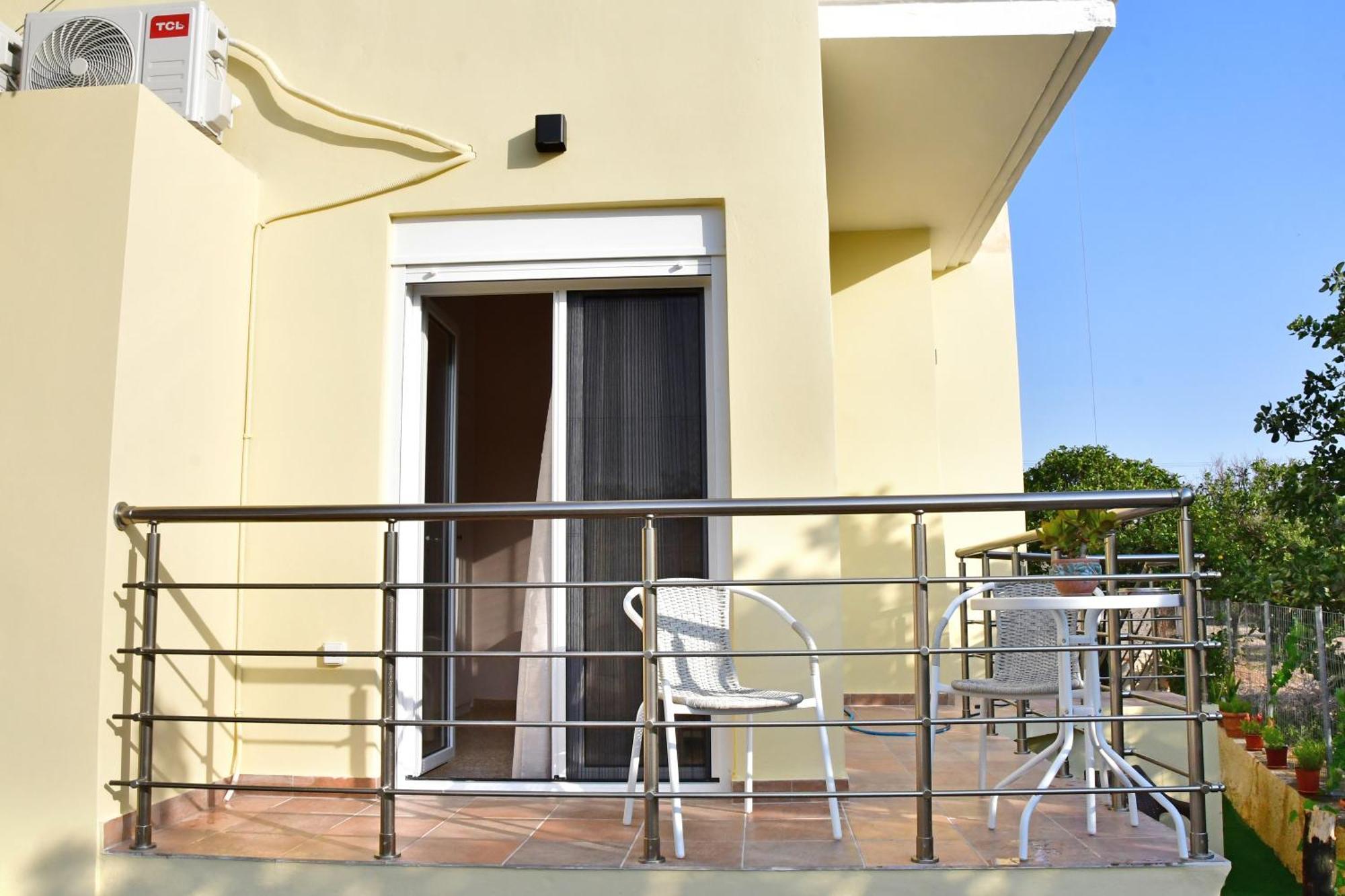 Kaponias House