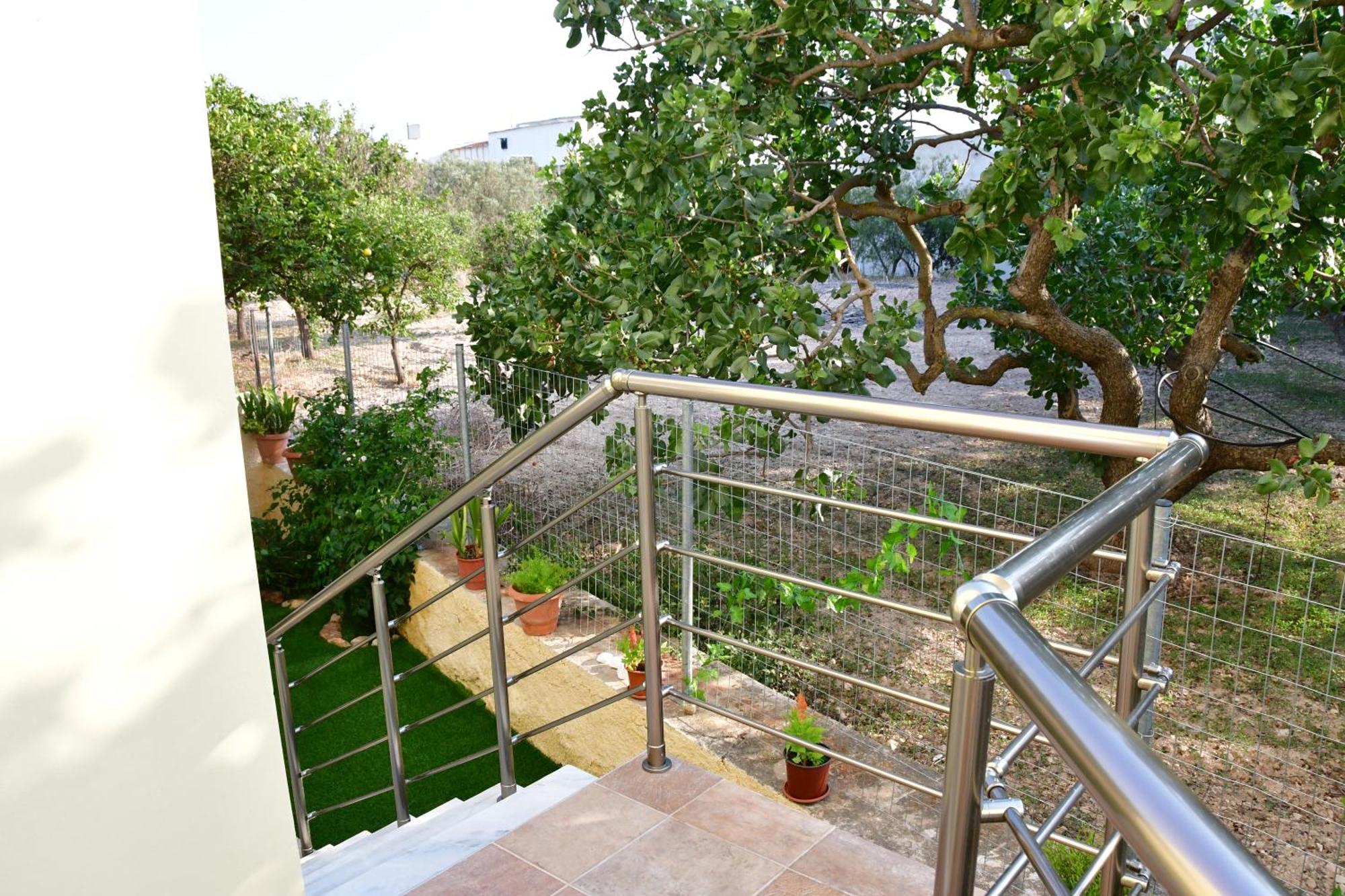 Kaponias House *